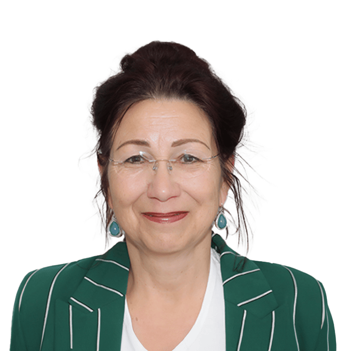 susana oertel frei 700x700px